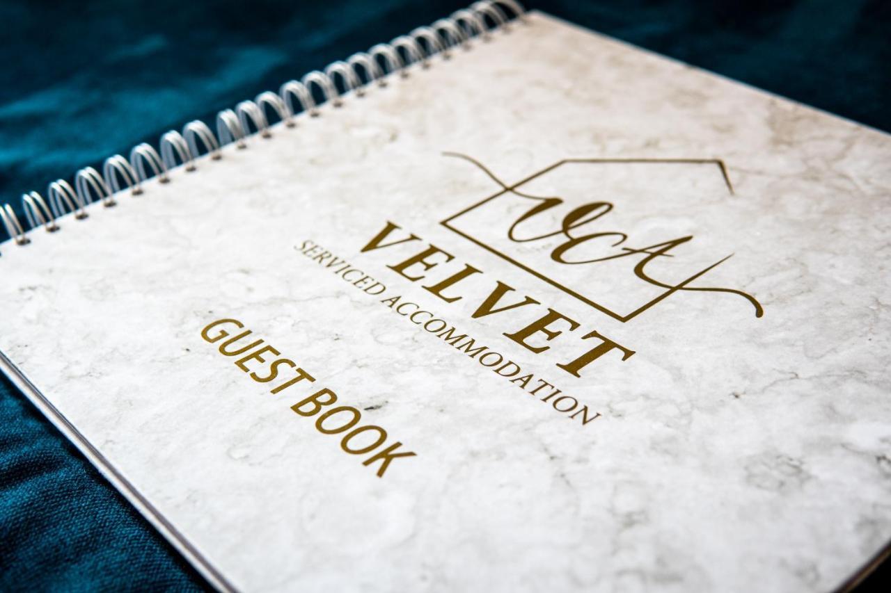 1 Bed House At Velvet Serviced Accommodation Swansea With Free Parking & Wifi - Sa1 Eksteriør bilde